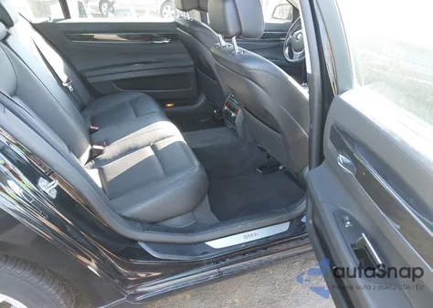 2015 BMW 740Li from USA, damaged, VIN WBAYE4C55FD947004